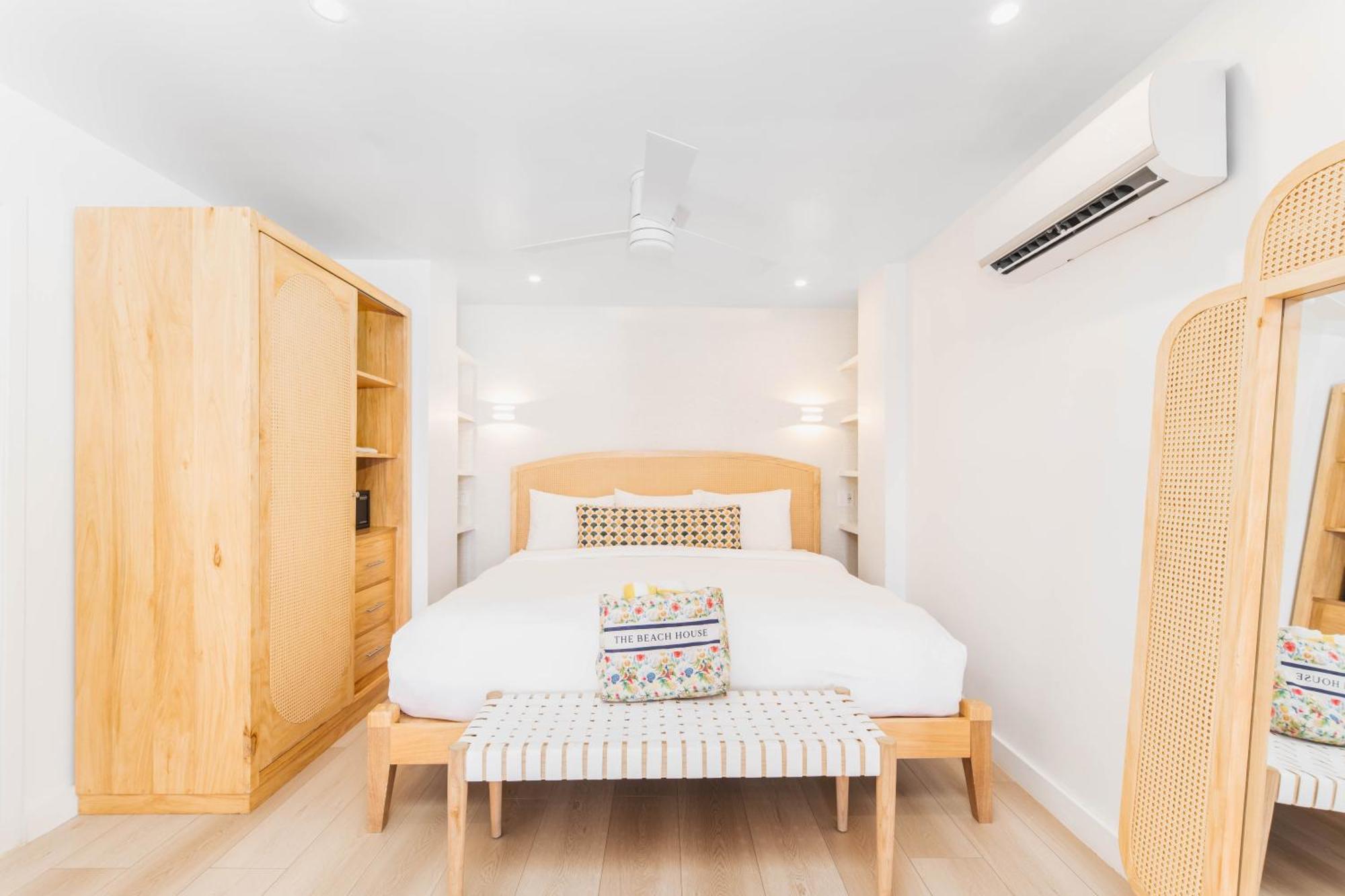 The Beach House Boutique Hotel West End Ngoại thất bức ảnh